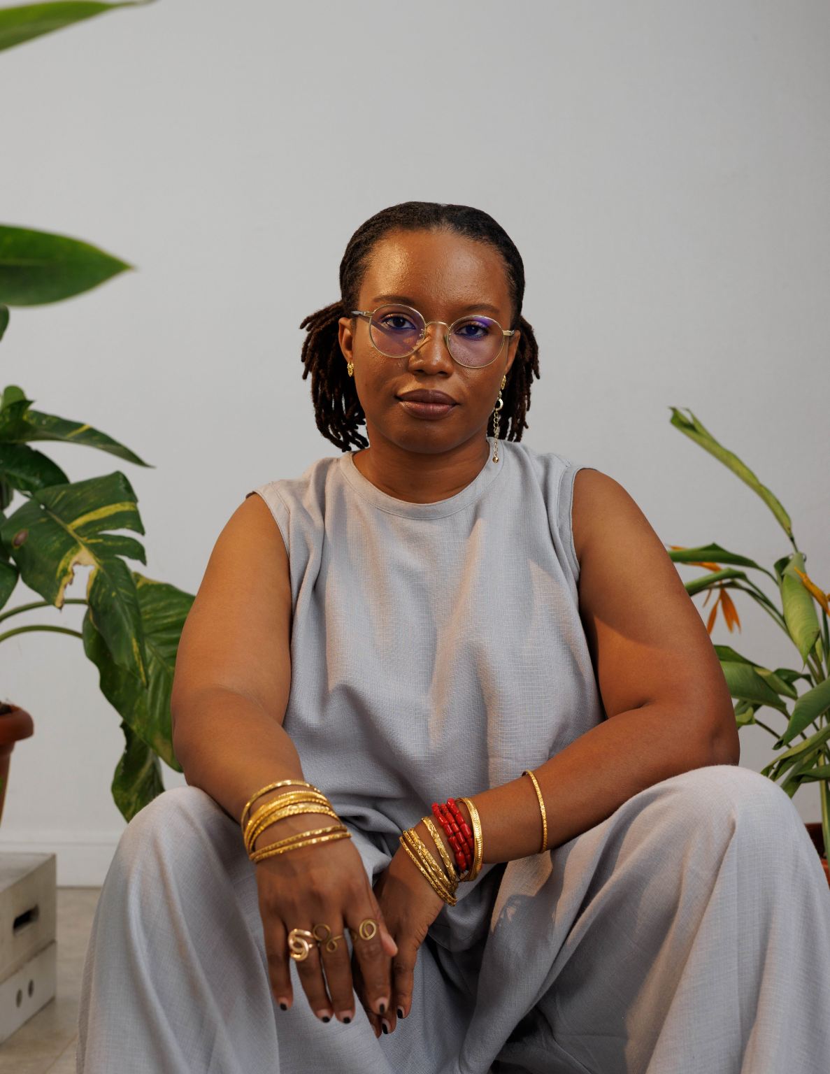 studio photograph of Juachi Obi